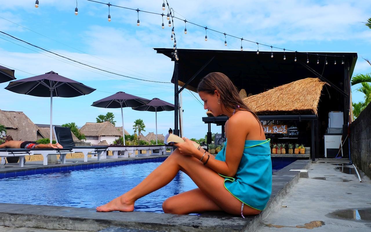 Canggu Beach Hostel ภายนอก รูปภาพ